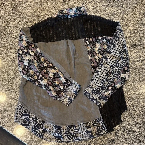 Floral Patchwork Shirt - Picture 3 of 3